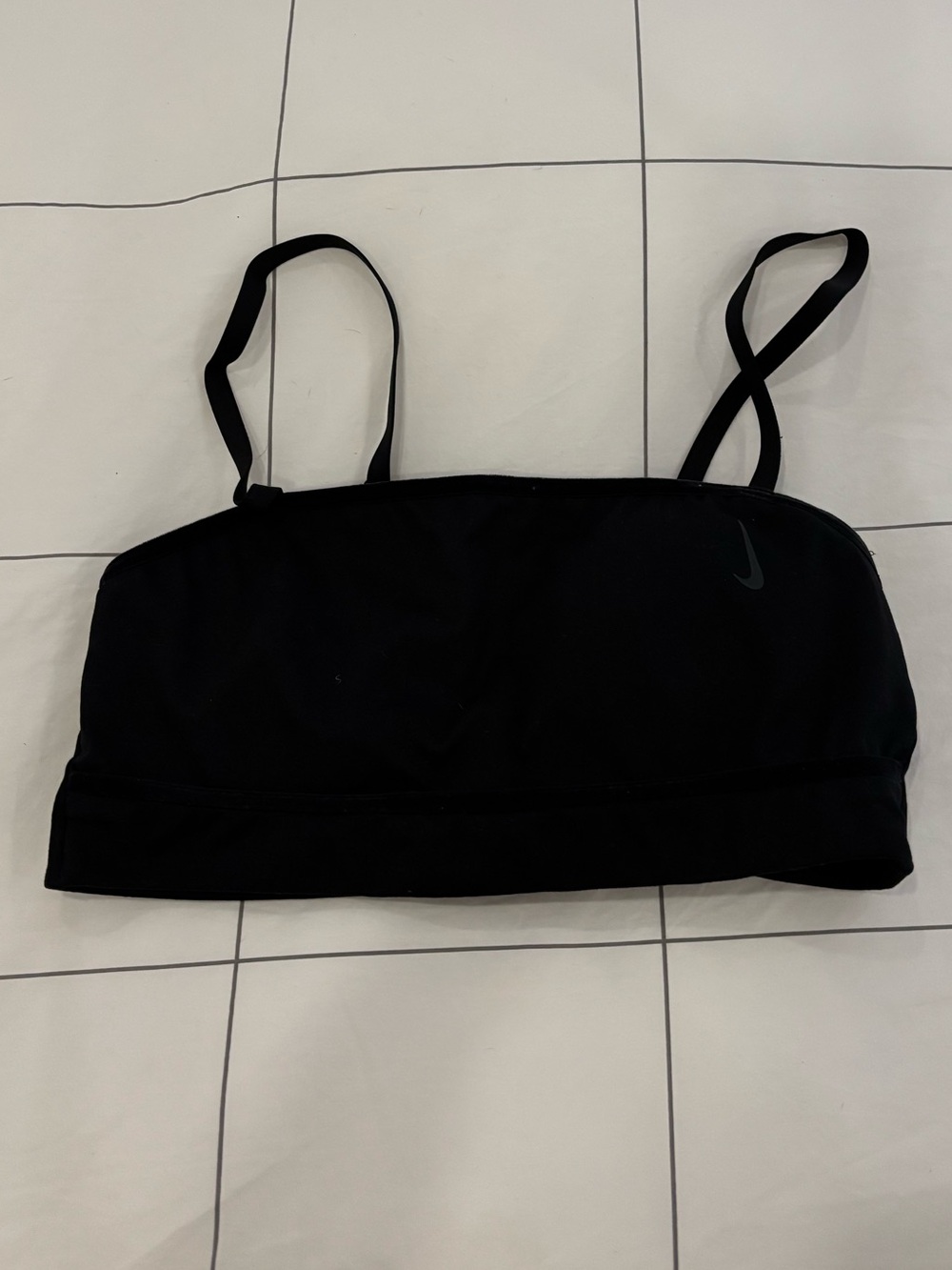 Nike Bandeau Strappy Sports Bra